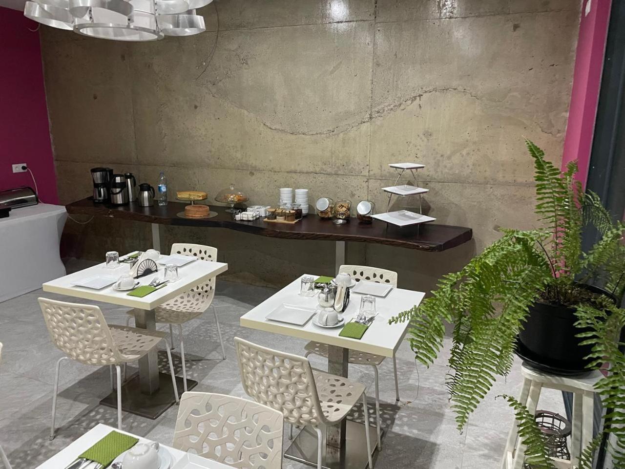 Prassa 3 Boutique Hotel Минделу Экстерьер фото