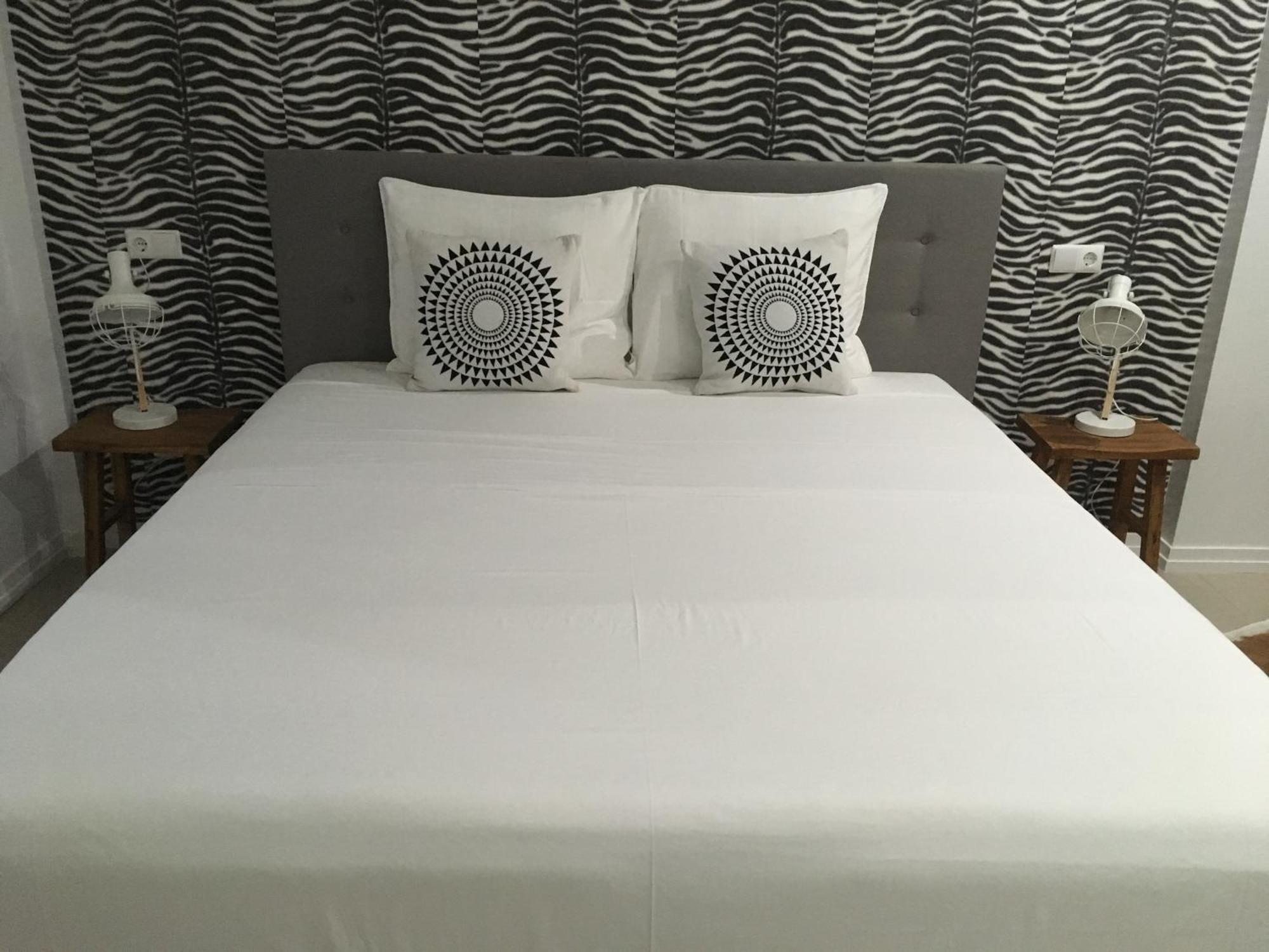 Prassa 3 Boutique Hotel Минделу Экстерьер фото