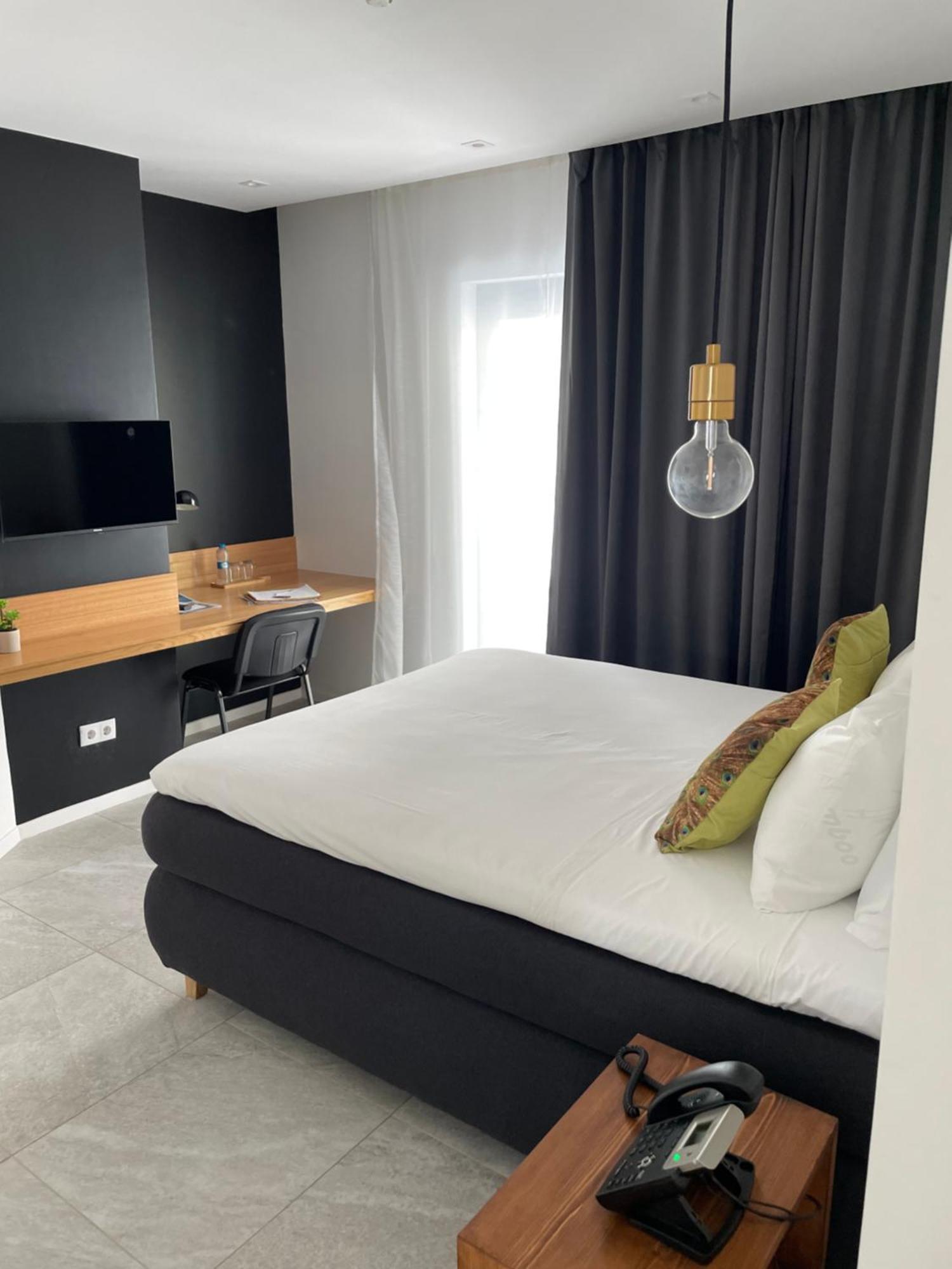 Prassa 3 Boutique Hotel Минделу Экстерьер фото