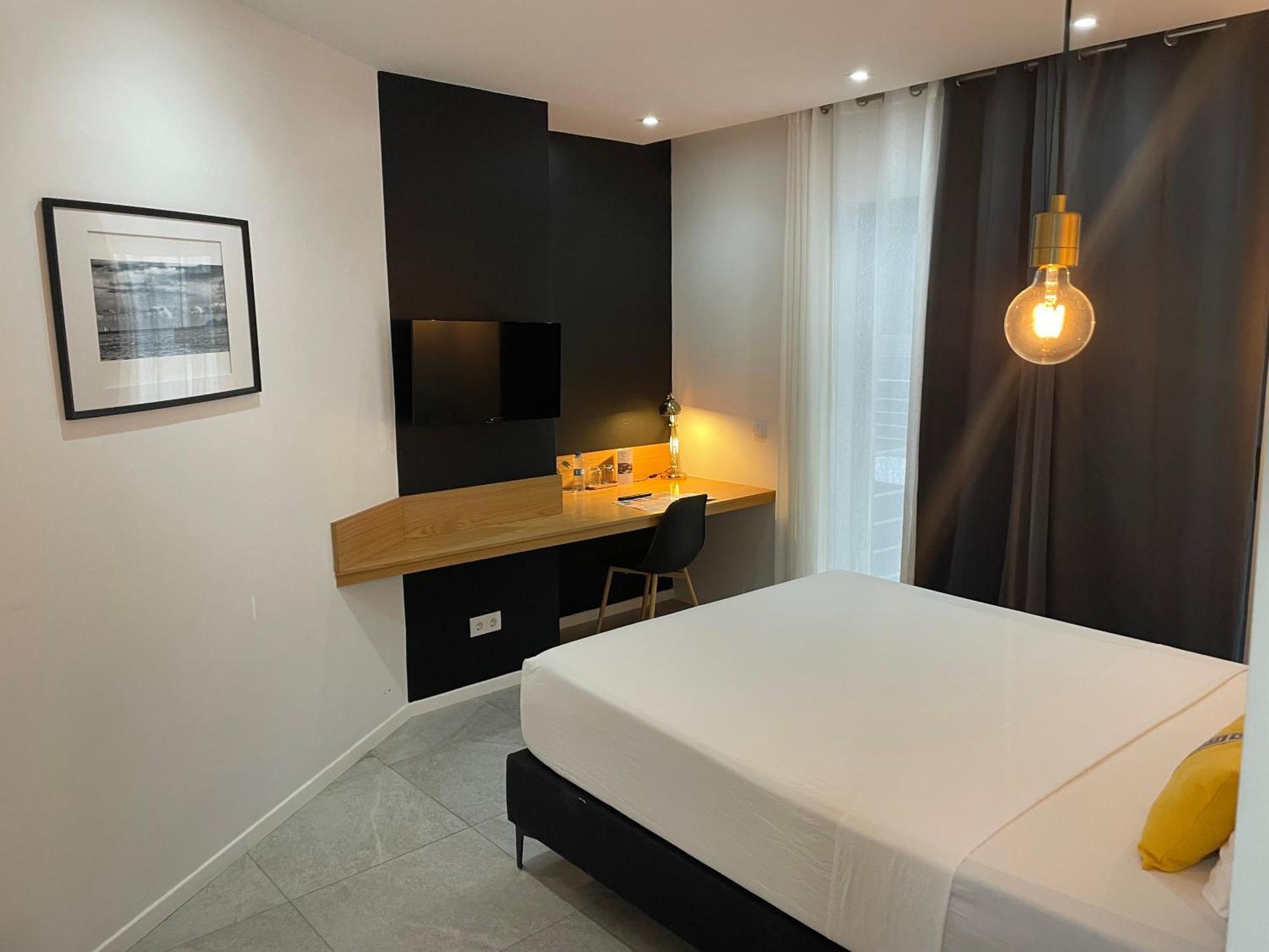 Prassa 3 Boutique Hotel Минделу Экстерьер фото